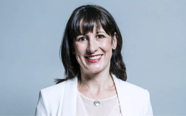 UK launches ‘skills compact’ to retrain 500,000 City workers for AI